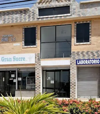 Entrada principal - CP. Gran Sucre