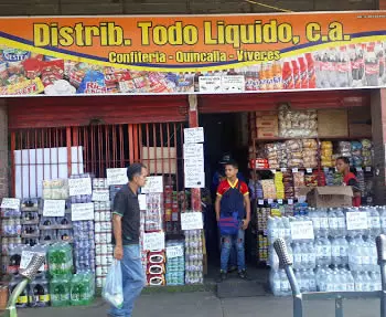 Fachada - Almacén Todo Líquido Fachada - Almacén Todo Líquido